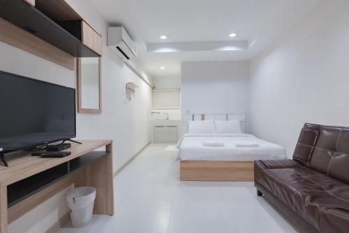 เดอะชิลเฮ้าส์ (The Chill House)0