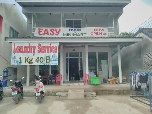 Easy Rooms and Minimart0