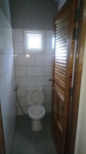 Easy Rooms and Minimart2