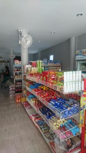 Easy Rooms and Minimart4