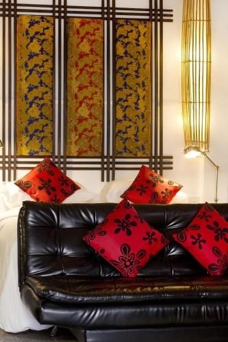 The Green Palm3