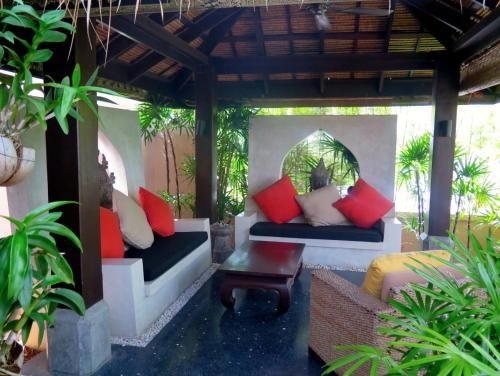 Villa Samprasada1