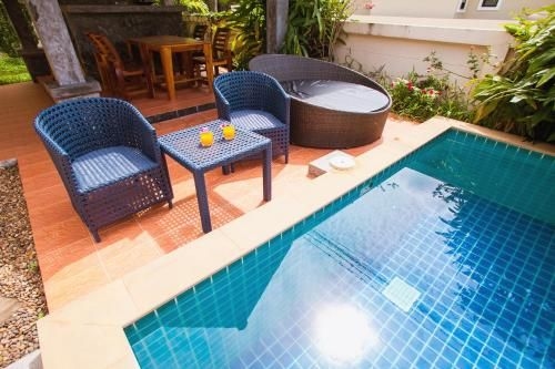 Private villa with Pool0