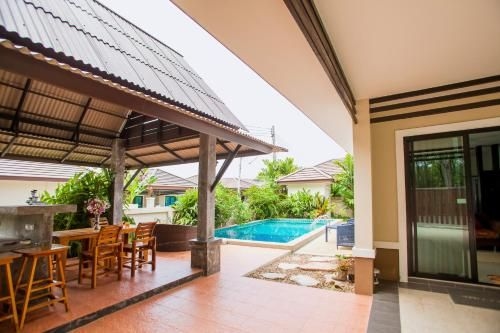 Private villa with Pool3