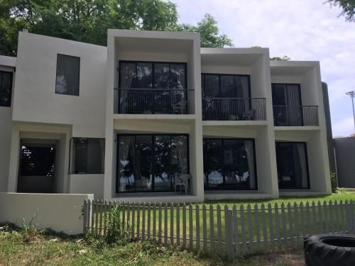 FitBx Beachfront1