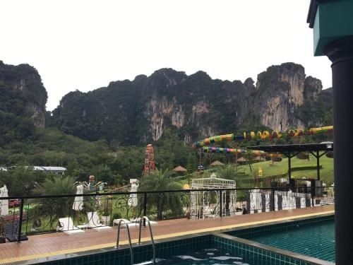 Privacy Stunningly Panoramic View2