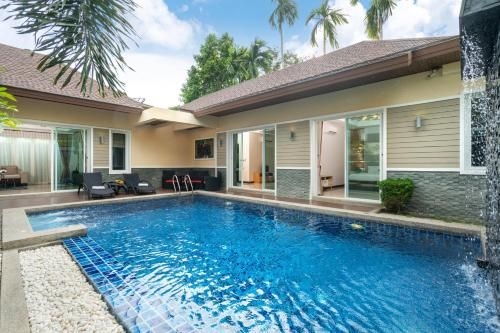 Super LUX pool Villa0