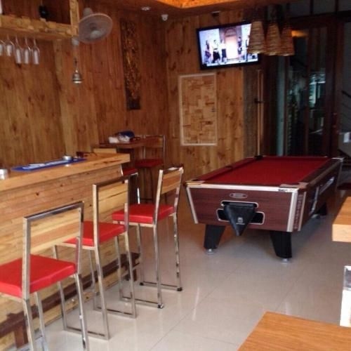 Apple Bar & Room0