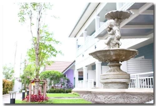 บ้านธนา บูทิก โฮเต็ล (Baanthana Boutique Hotel)0