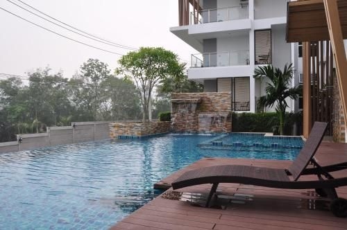 Plus Condominium 2 by TA4
