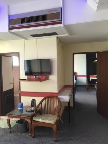 Taksin 2 Hotel2
