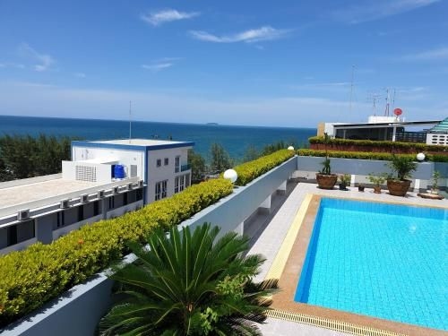 Avatara condominium B 63B3