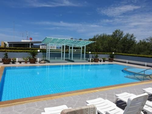 Avatara condominium B 63B0