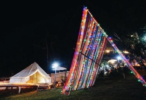 Li-su Camp at Samoneng0