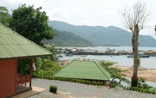 Cliff View Resort1