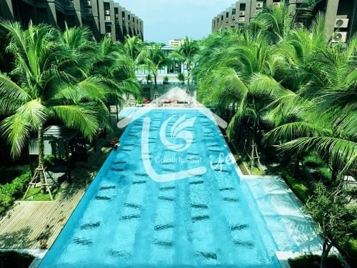 C.S Saturdays Condo A41760