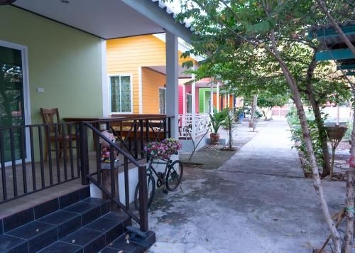 Sichang Hut2