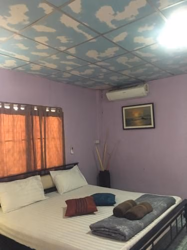 Moonhouse Bungalows0