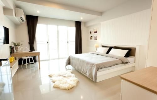 The Eight Serviced Apartment Mahachai0