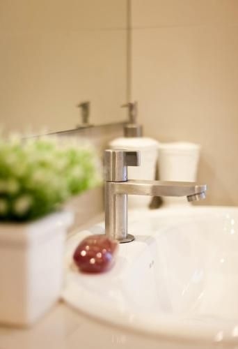 The Eight Serviced Apartment Mahachai4