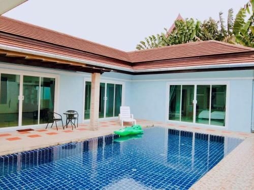 Charin Villa4