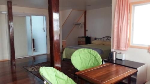 Jutharat Home0