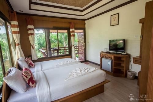 สวนย่า เกาะกูด รีสอร์ต แอนด์ สปา (Suanya Koh Kood Resort & Spa)3