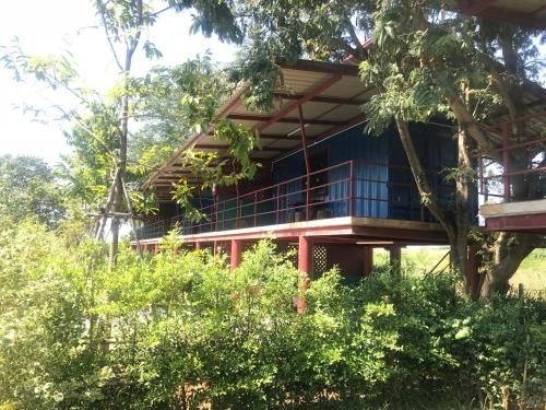 รีสอร์ท บ้านตาลเดี่ยว (Baan Tarn Diew)0