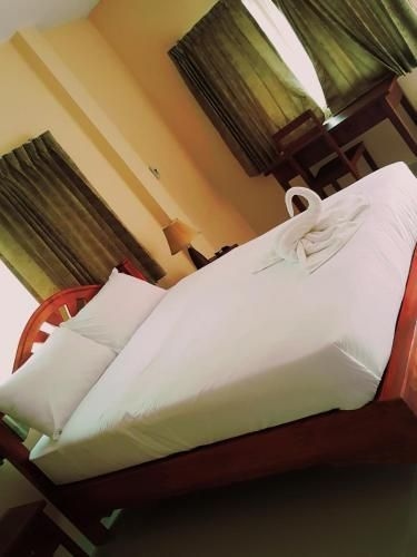Khao-Sok Bed and Breakfast1