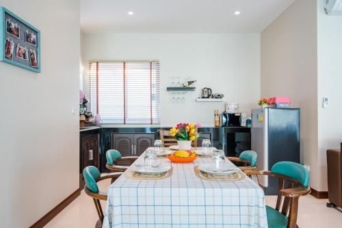 Greenview Pool Villa Cha-am1