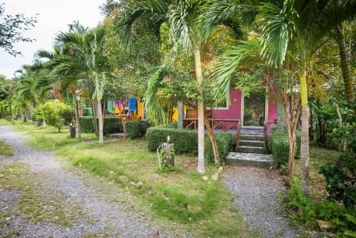 Sabaidee Resort0