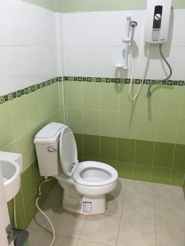 ตังสุรัตน์ชายเล รีสอร์ท (Tang Surat Chay Lay Resort)1