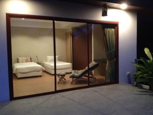 2 Bedroom Laurenz4