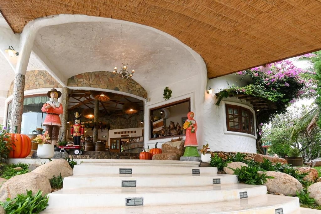 สวิส วัลเลย์ ฮิพ รีสอร์ท ราชบุรี (Swiss Valley Hip Resort Ratchaburi)2