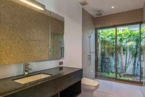 4 bedroom luxury villa in bangtao beach (4 bedroom luxury villa in Bangtao Beach)4