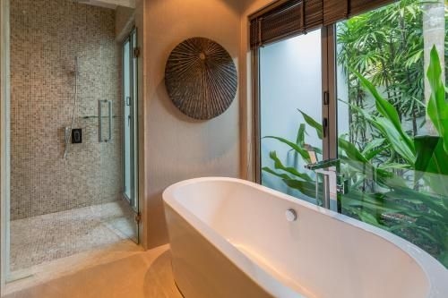 4 bedroom luxury villa in bangtao beach (4 bedroom luxury villa in Bangtao Beach)3