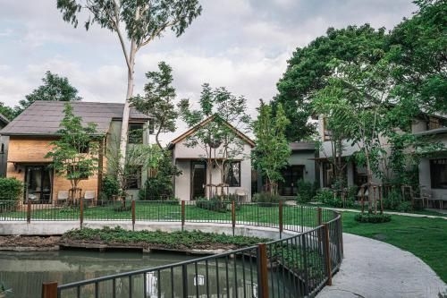 Pumpkin Villa Artel0