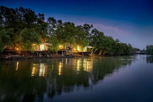 รตะธารา รีสอร์ท (Ratathara Resort)0
