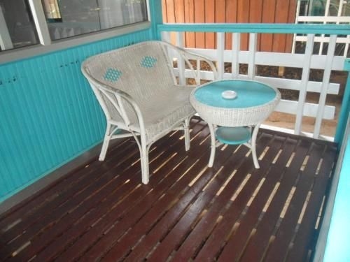 Blu' Beach Bungalows2