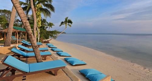 Blu' Beach Bungalows0