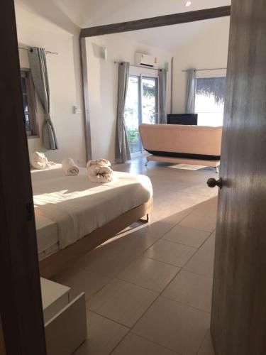 Beach Sunset Bungalow2