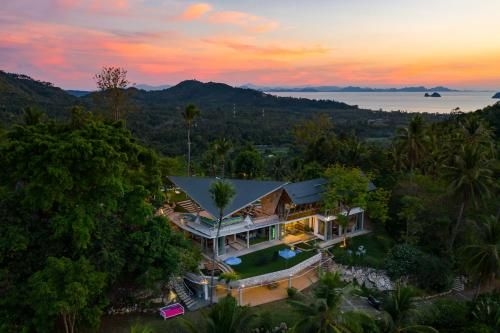 Quartz House0