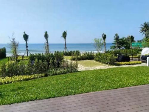 Beachfront Executive Studio2