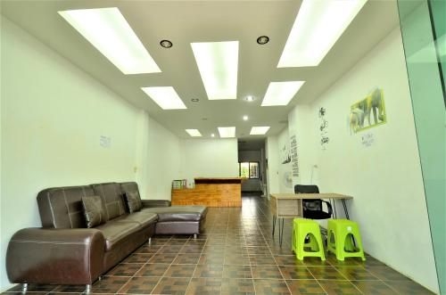 Lanta Friendly House1