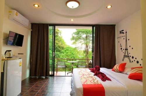 Lanta Friendly House0