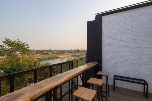 ยินดี แทรเวลเลอร์ ลอดจ์ (Yindee Travellers Lodge)1