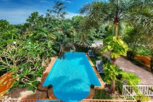 Beach Line. Adele Castle Phuket0