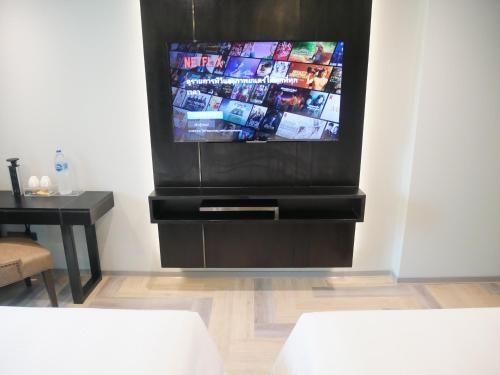 โรงแรมเฟิสต์ ไพรด์ กรุงเทพฯ (First Pride Hotel Bangkok)1