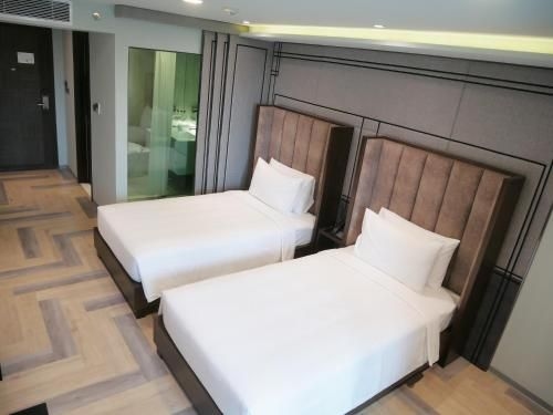 โรงแรมเฟิสต์ ไพรด์ กรุงเทพฯ (First Pride Hotel Bangkok)2