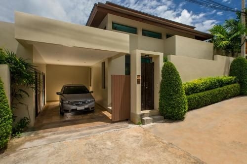 Villa Makole by Tropiclook1